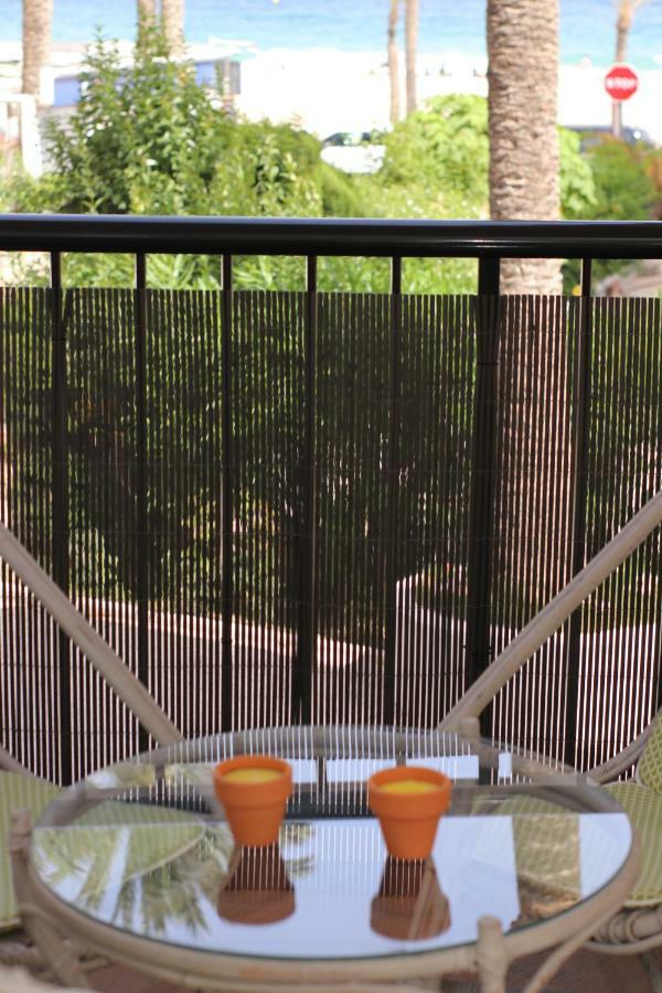 Archanda, Apartamento En 1ª Linea De Playa Benidorm Luaran gambar