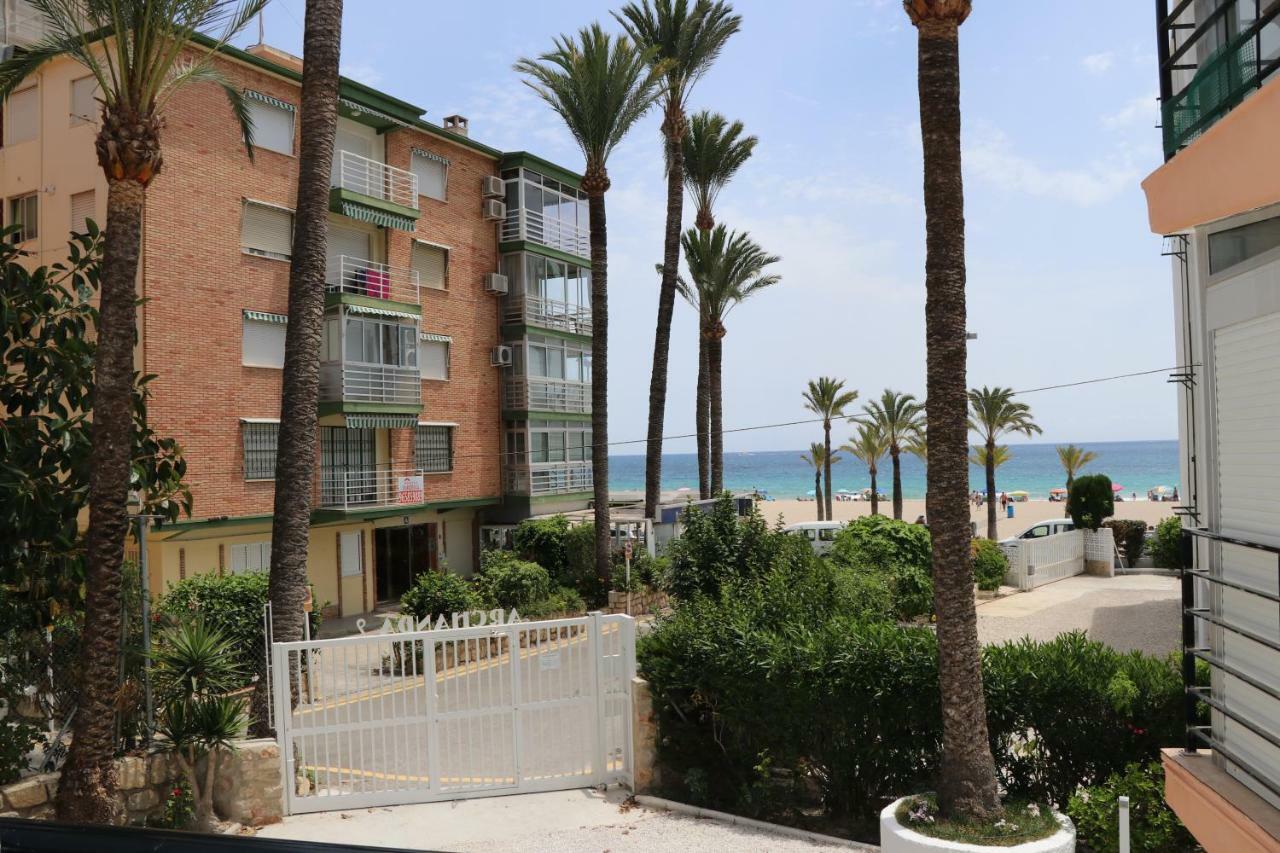 Archanda, Apartamento En 1ª Linea De Playa Benidorm Luaran gambar